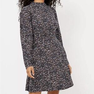 LOFT Floral Long Sleeve Dress with keyhole back size 4